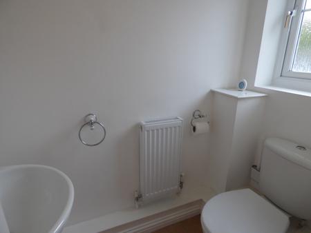 House Beeston Court in Basildon