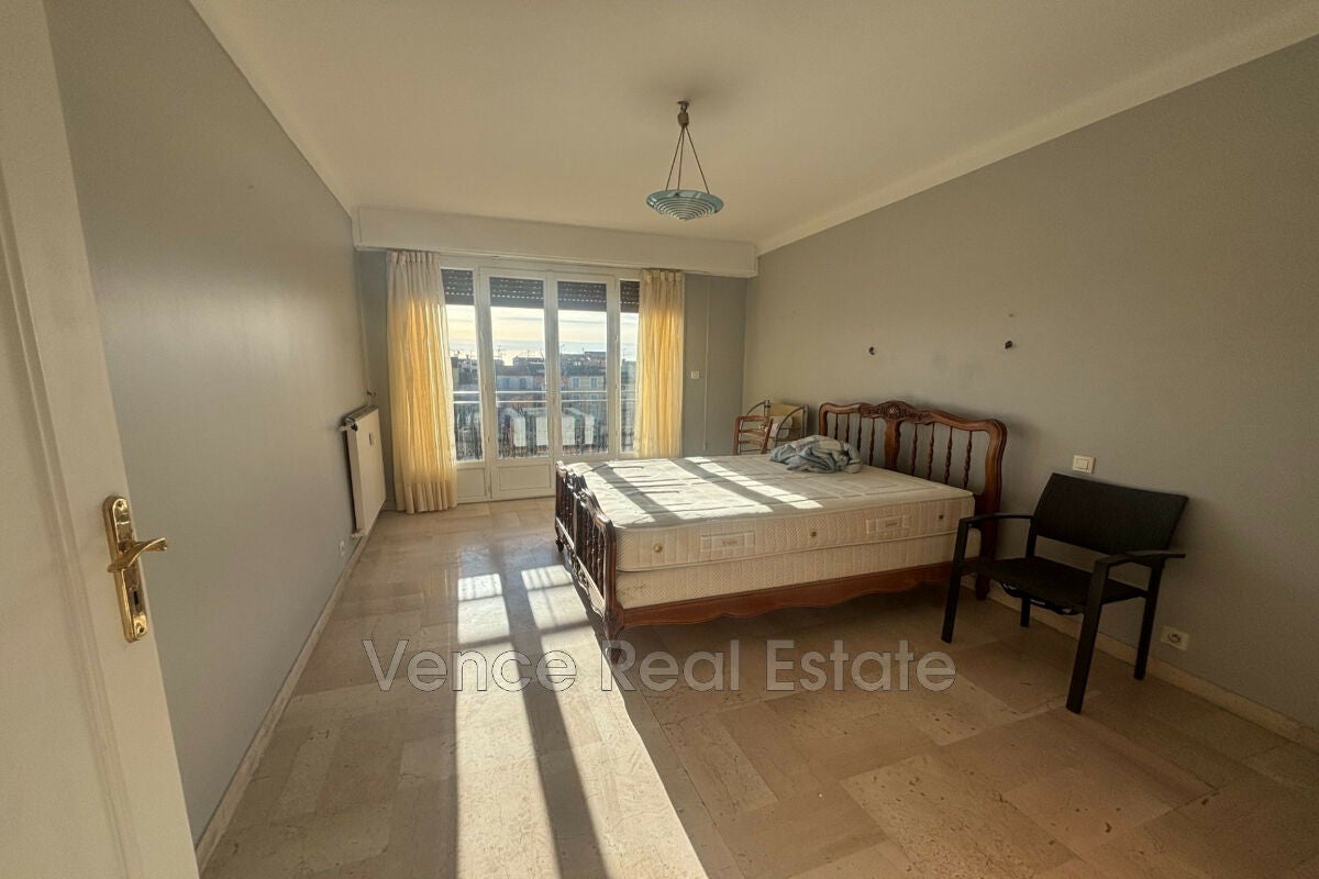 Appartement Place du Grand Jardin à Vence
