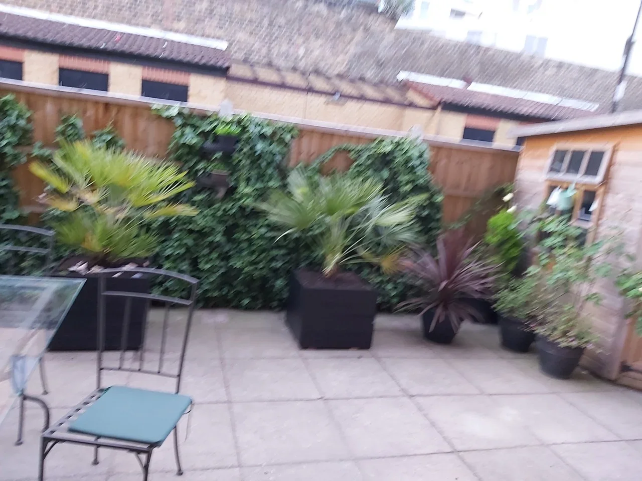 Flat Mellish Street in Greater London