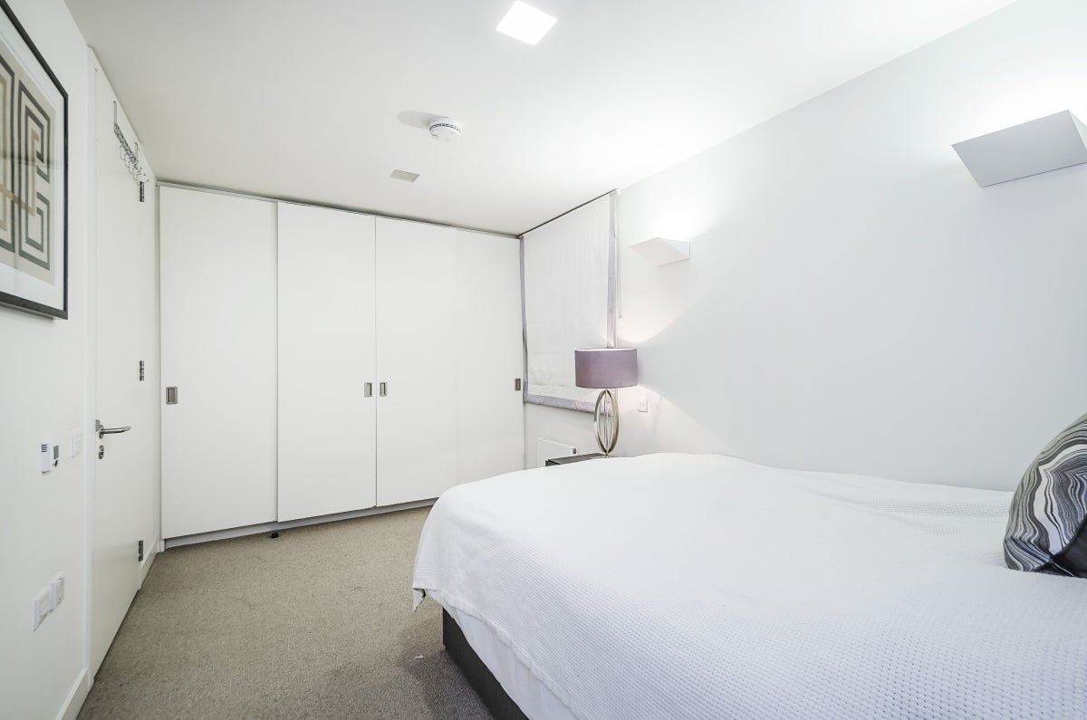 Flat Fulham Road in Greater London