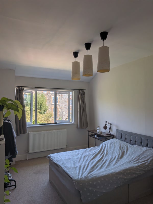 Flat Redland Road in Bristol