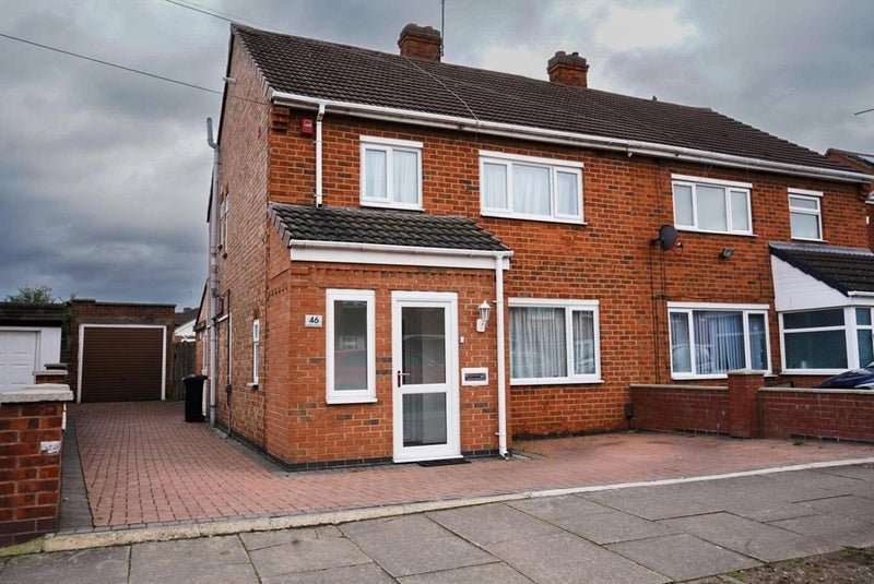 Room Lockerbie Avenue in Leicester
