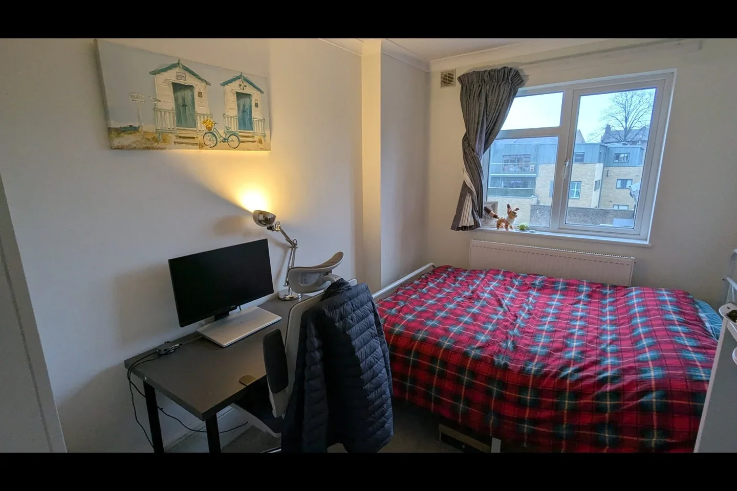 Room Clarence Walk in Greater London