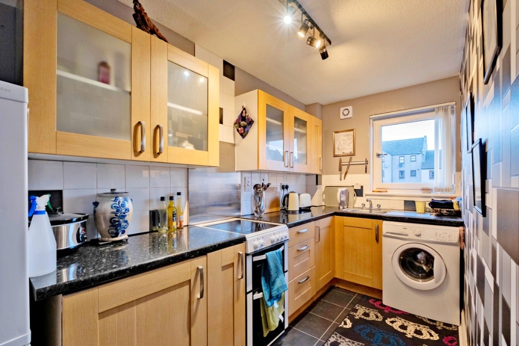 Flat Hutcheon Low Place in Aberdeen City