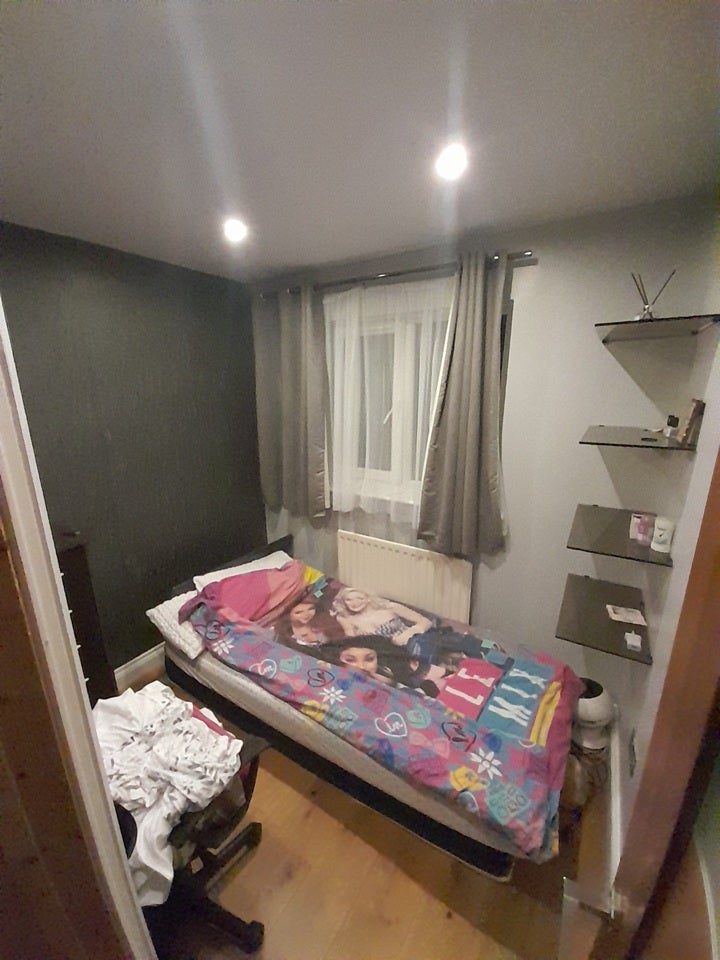 Room New Road in Cliffe
