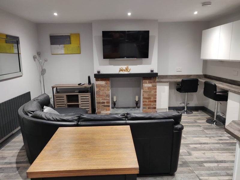 Room St Augustines Road in Chesterfield