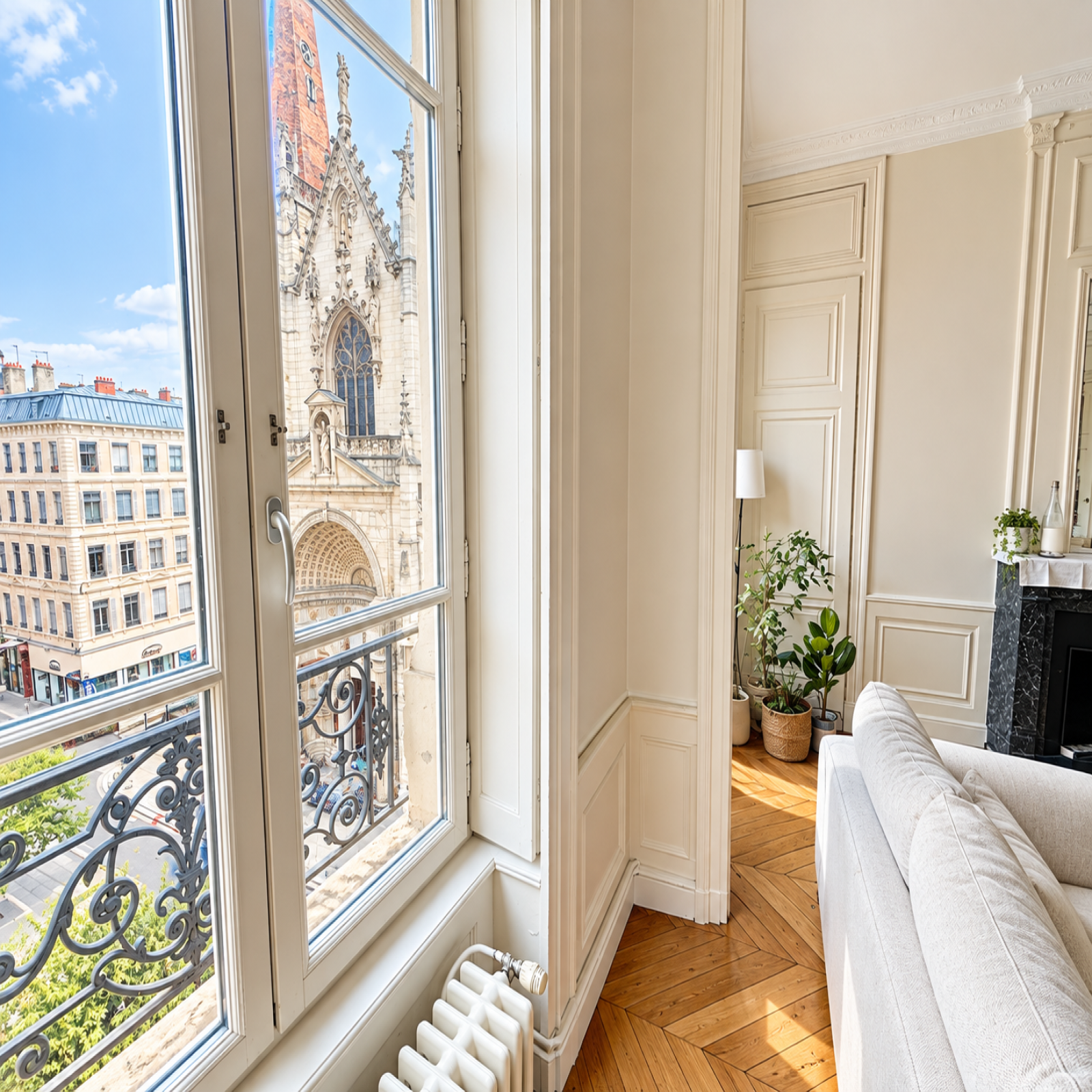 Flat Place Saint-Nizier in Lyon