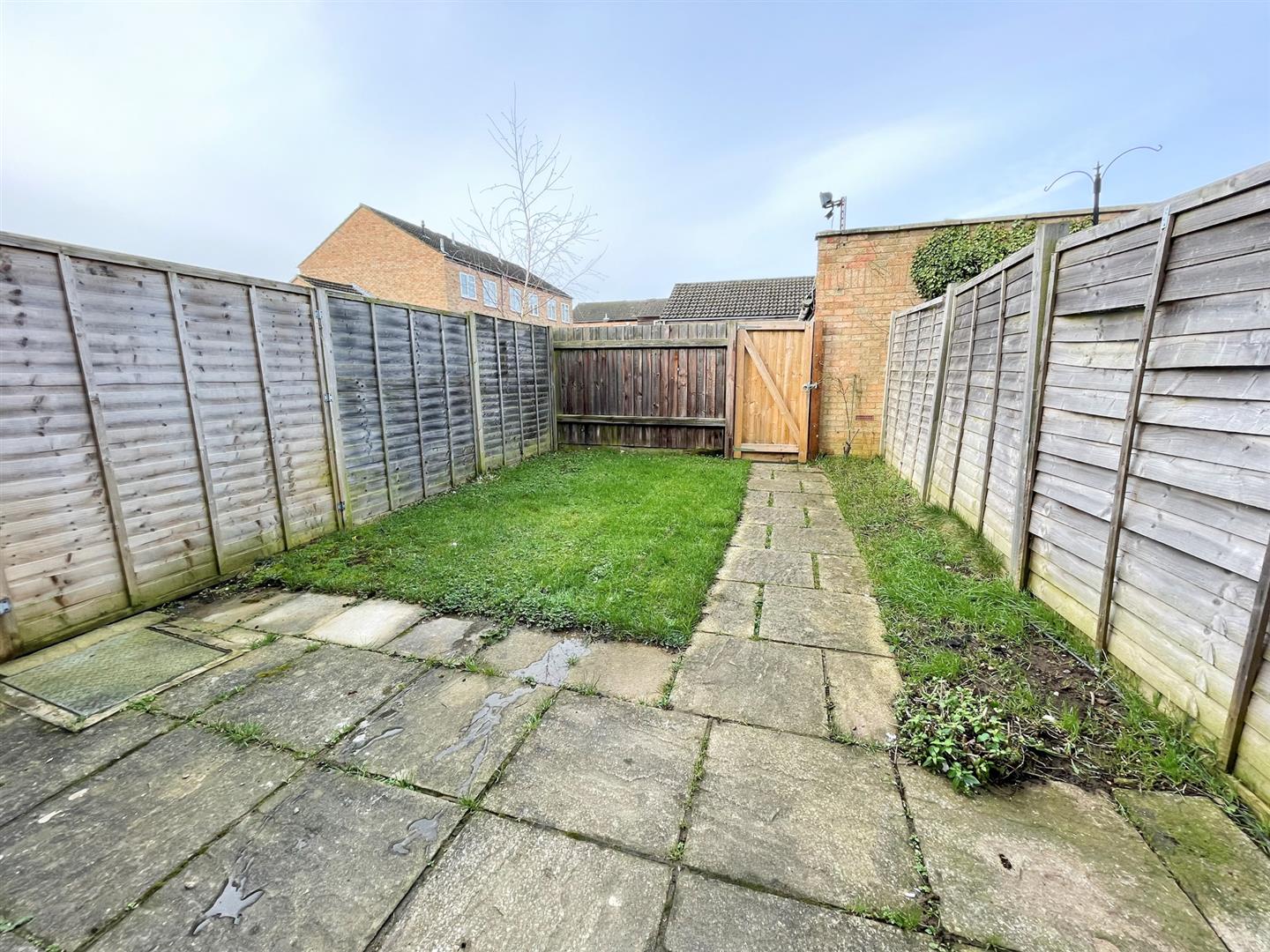 House Hornbeam Close in Leighton Buzzard