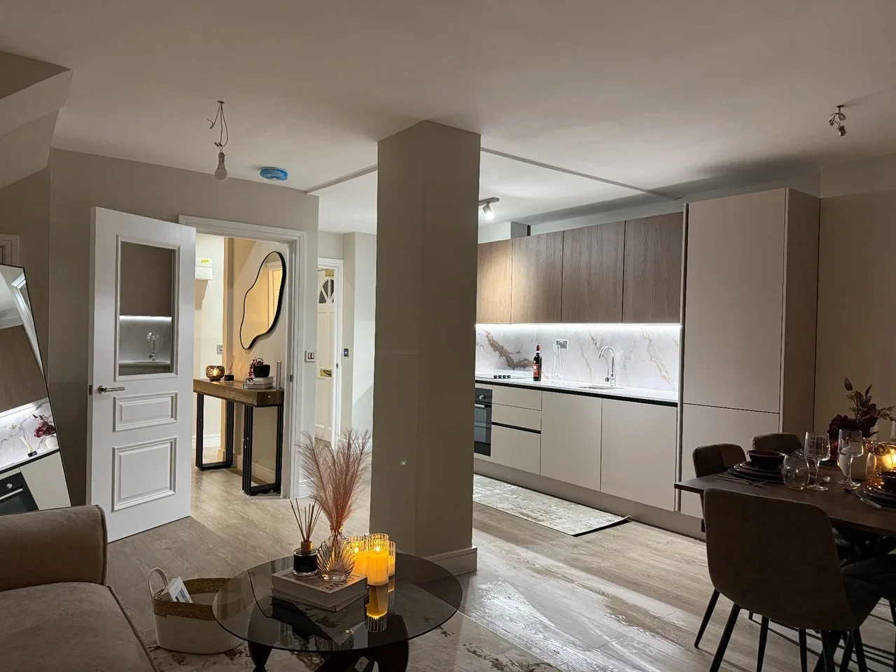 Flat Heath Road in Greater London