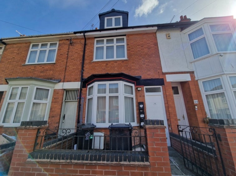Flat Freeman Road North in Leicester