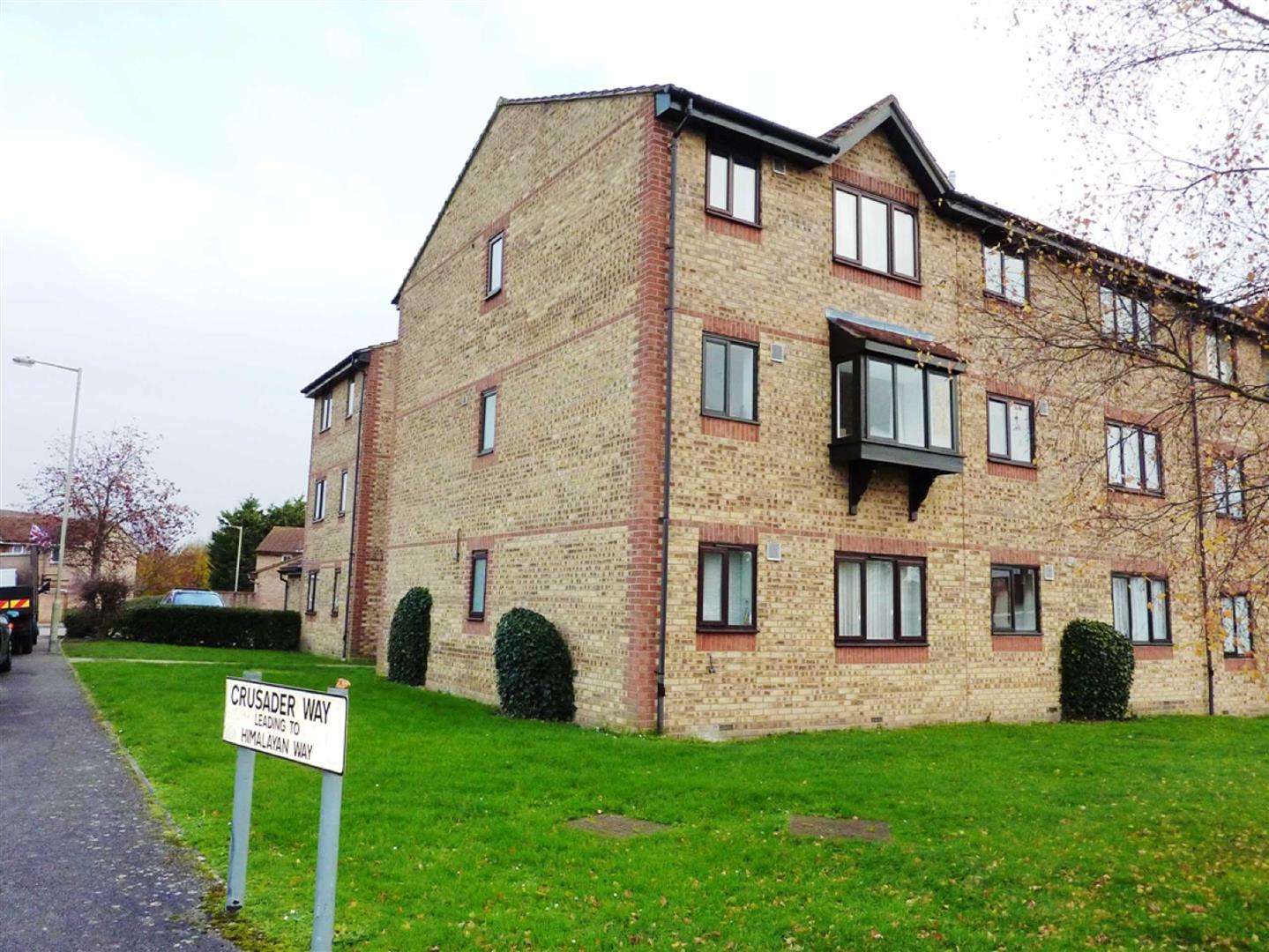 Flat Crusader Way in Watford