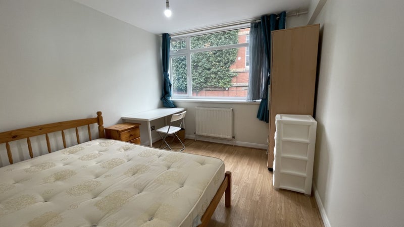 Flat Johnson Street in Greater London