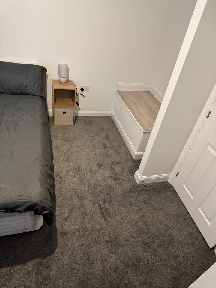 Room Fielders Close in Cherwell District