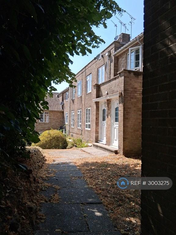 Flat Linden Gardens in New Forest