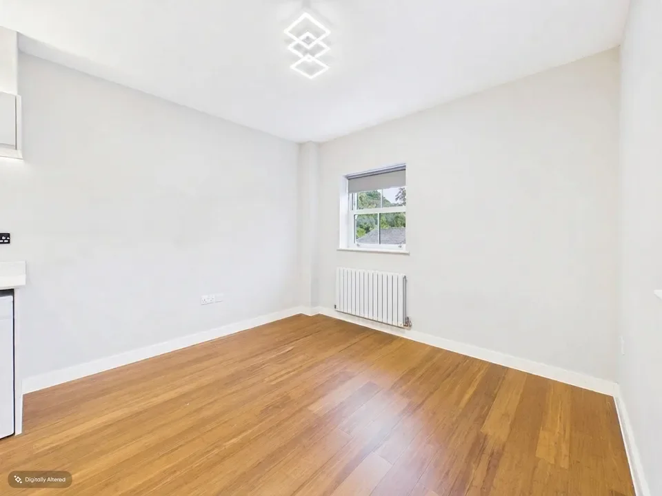 Flat West Wycombe Road in High Wycombe