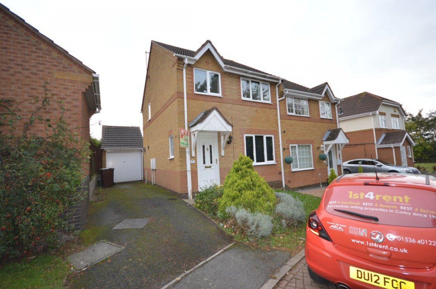 Flat Charnwood Road in Corby