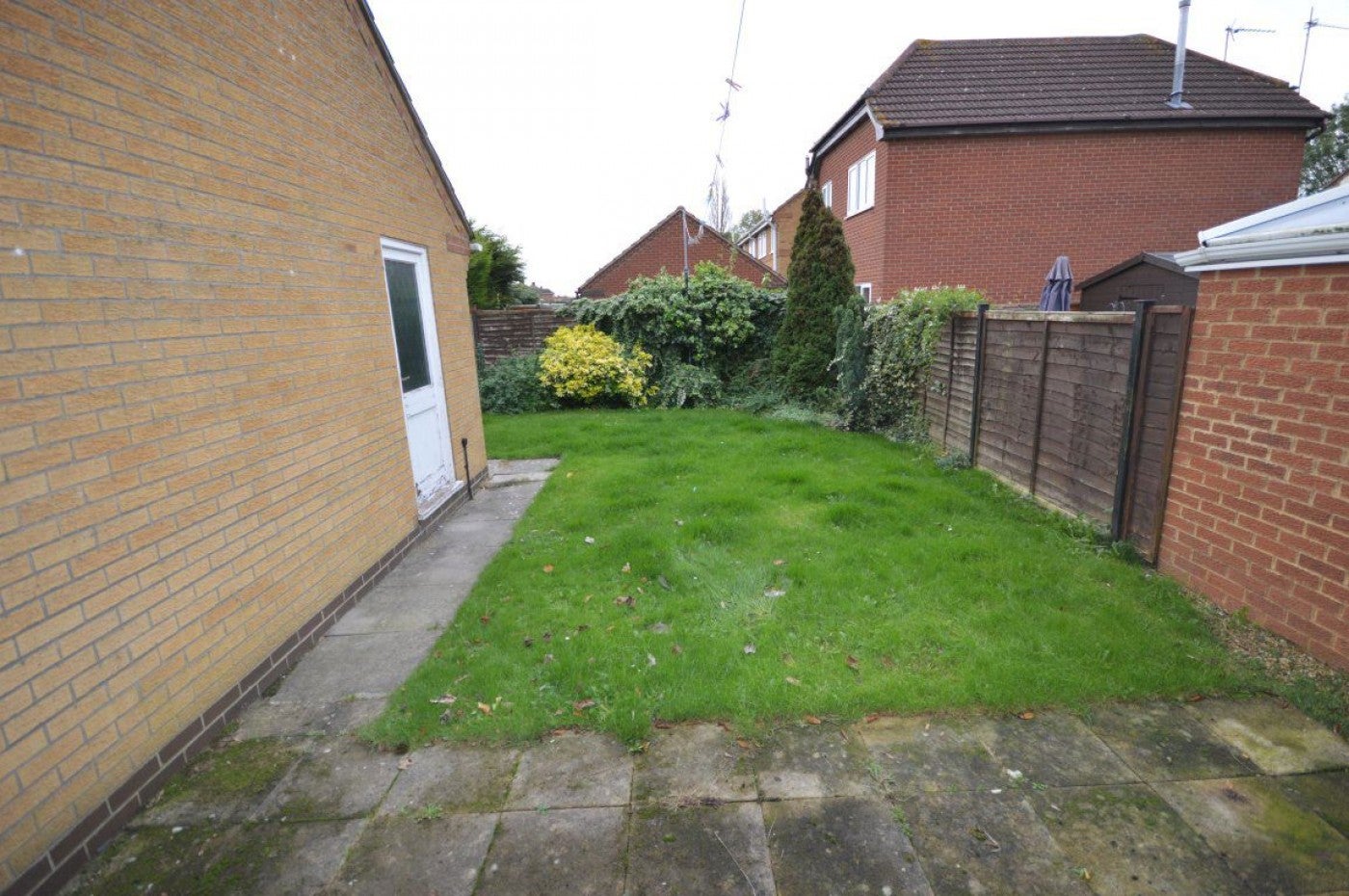 Flat Charnwood Road in Corby