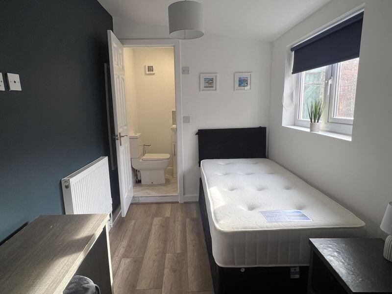 Room Athol Street in Middlesbrough