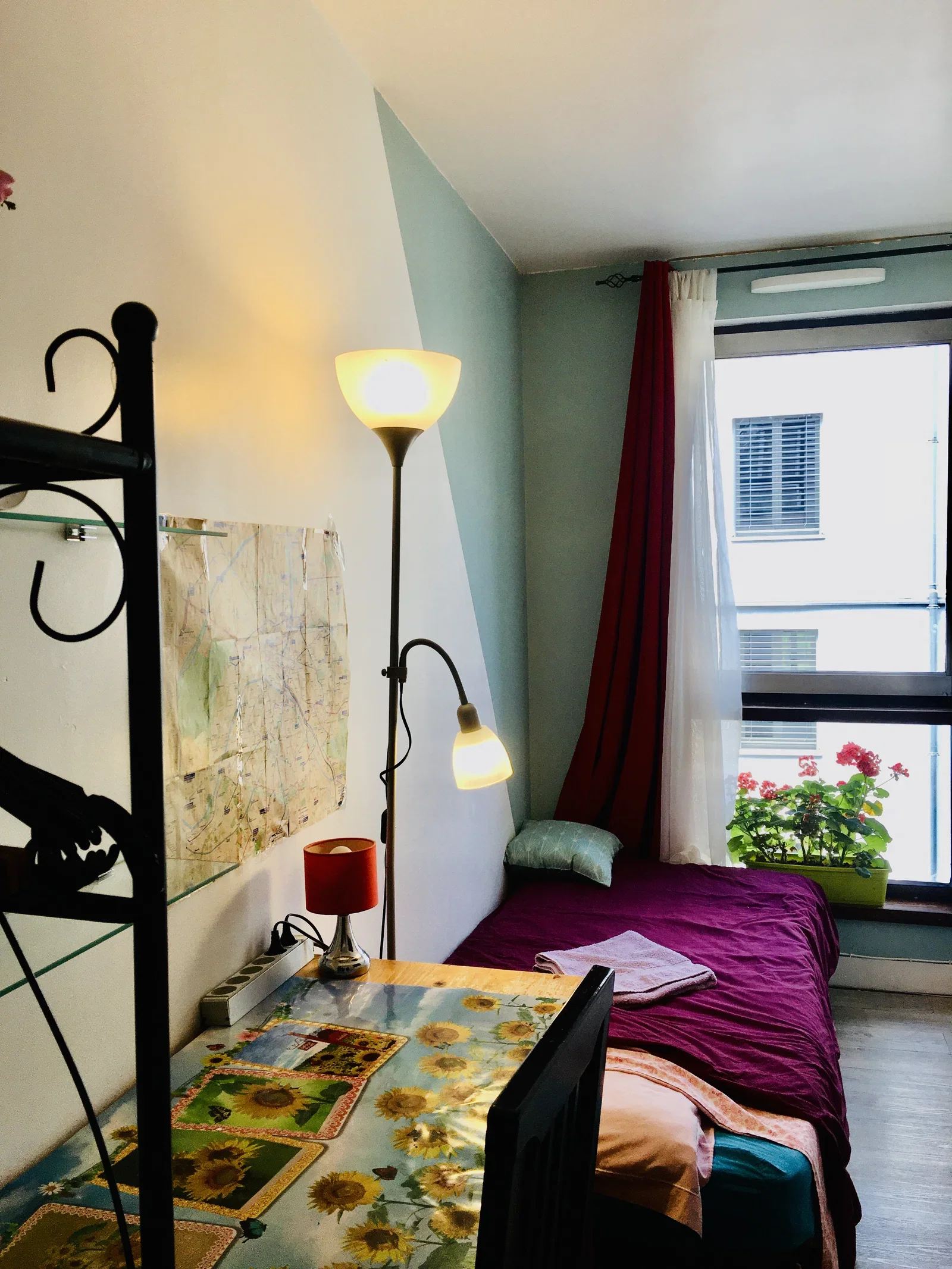 Chambre Rue de Panama à Paris