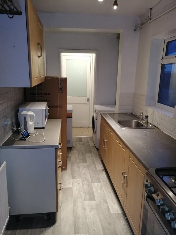 Room Cobden Street in Charnwood