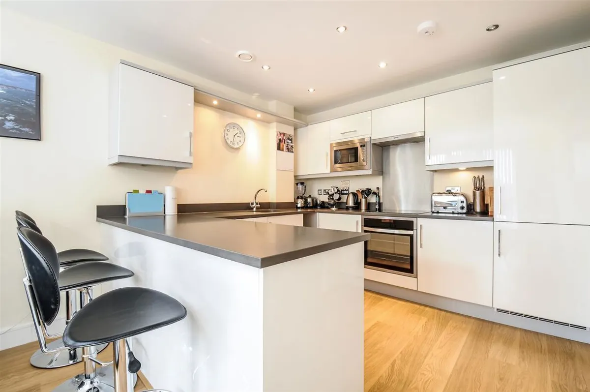 Flat Eltringham Street in Greater London