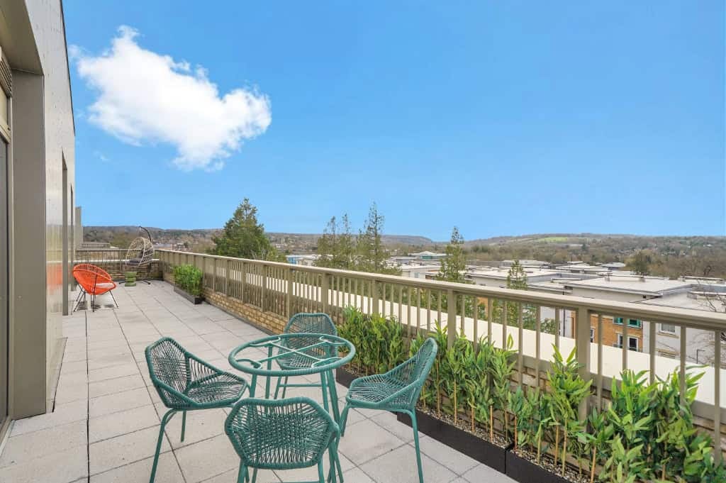 Flat Randalls Way in Mole Valley