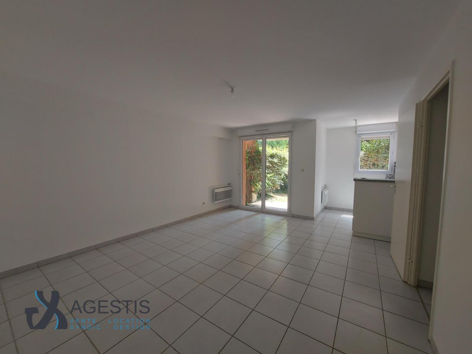 Flat Rue Edmond Rostand in Toulouse