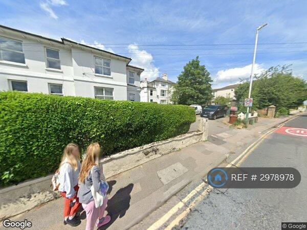 Flat Upper Grosvenor Road in Tunbridge Wells