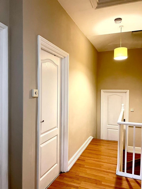 Room Bury Road in Greater London