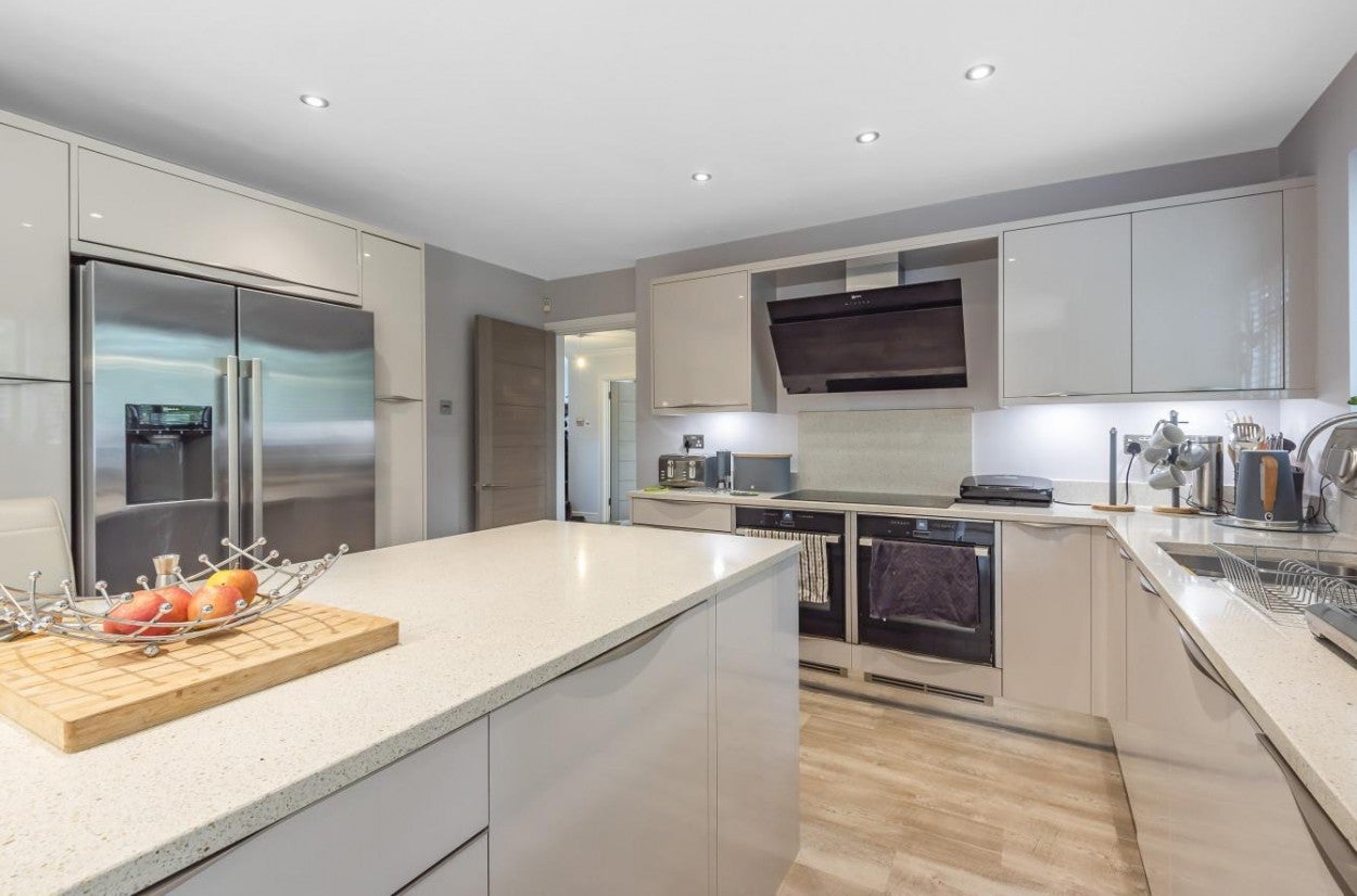 House Heywood Drive in Surrey Heath
