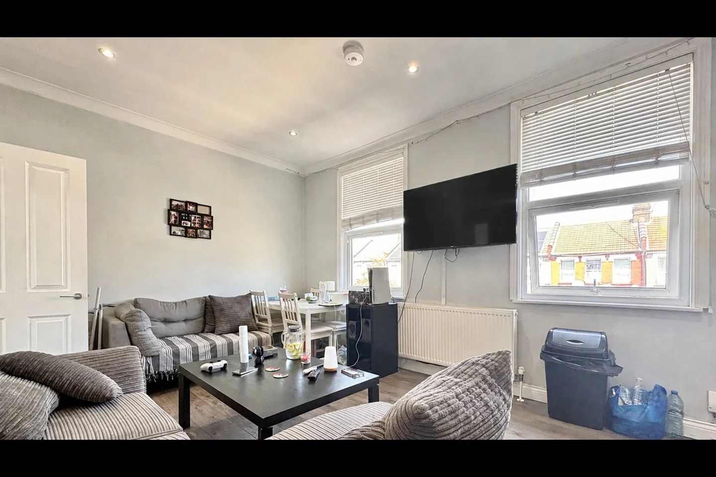 Flat Granville Road in Greater London