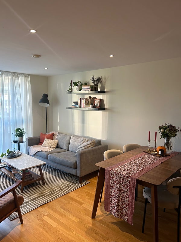 Flat Drayton Park in Greater London