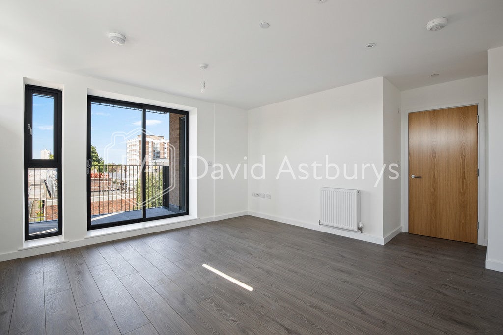 Flat Kent Street in Greater London