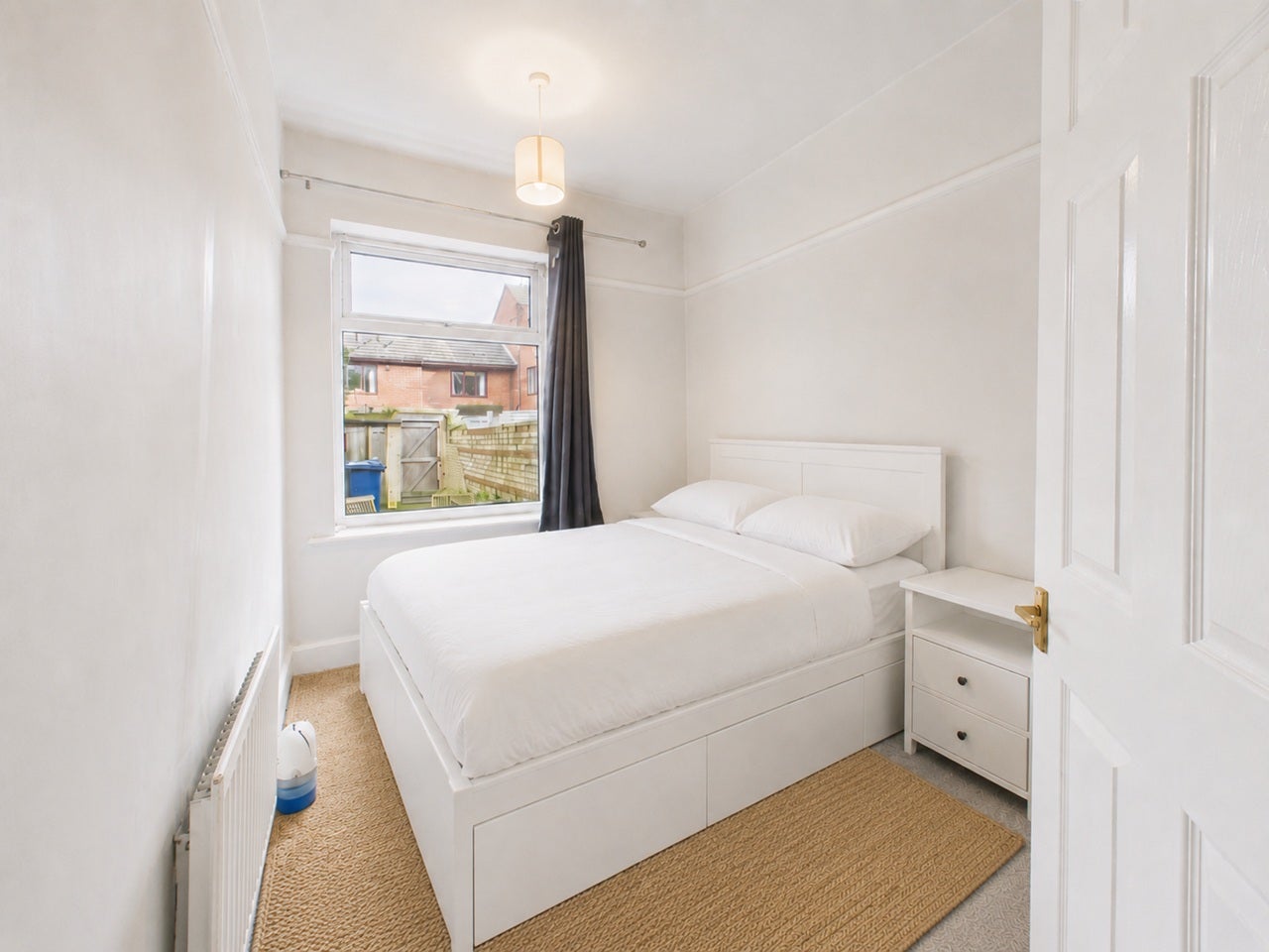 Flat Biddlestone Road in Newcastle upon Tyne