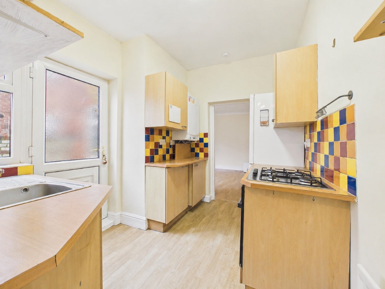 Flat Biddlestone Road in Newcastle upon Tyne