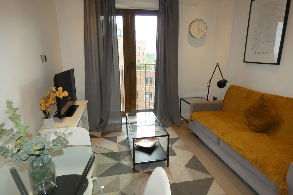 Flat Grosvenor Road in St Albans