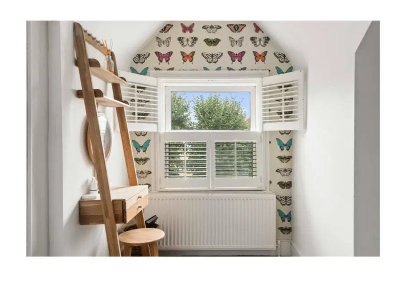 Room Fullerton Road in Greater London