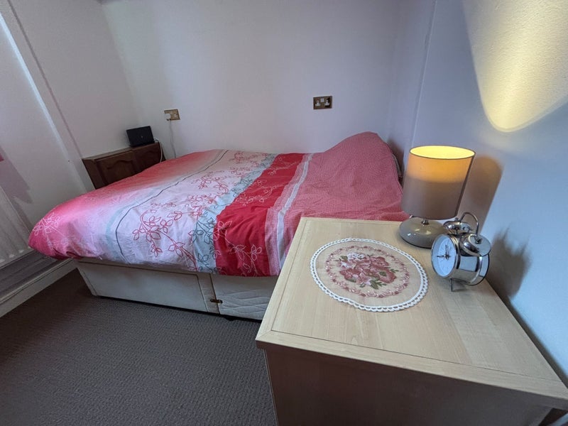 Room Wheaton Road in Bournemouth