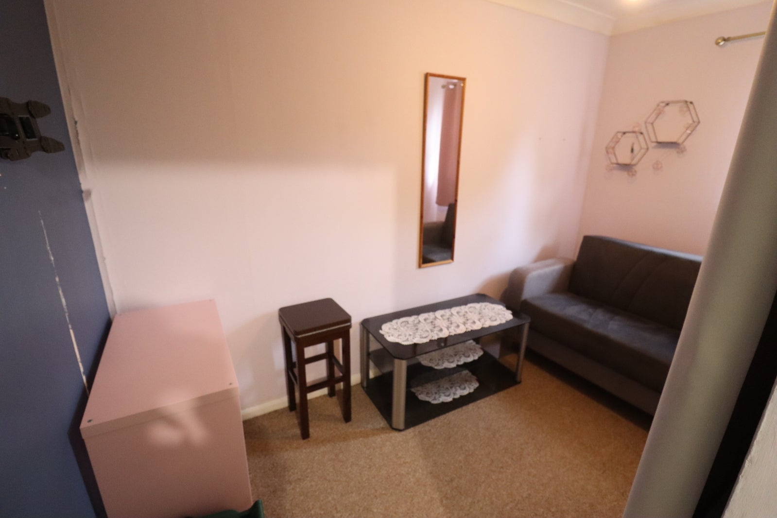 Flat Holgate in Basildon