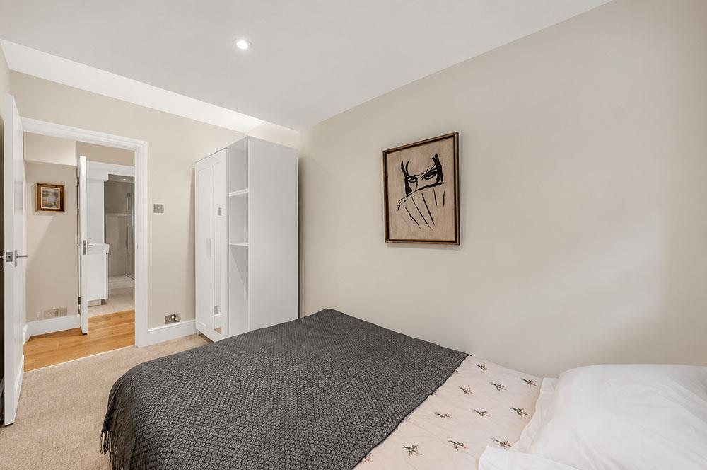 Flat Claverton Street in City of Westminster
