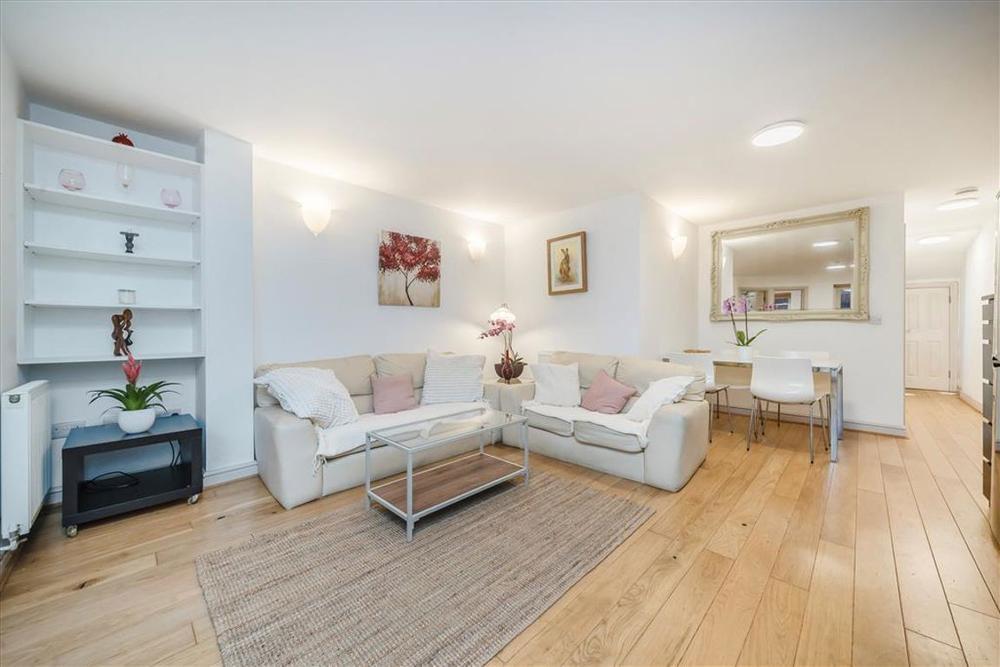 Flat Claverton Street in City of Westminster