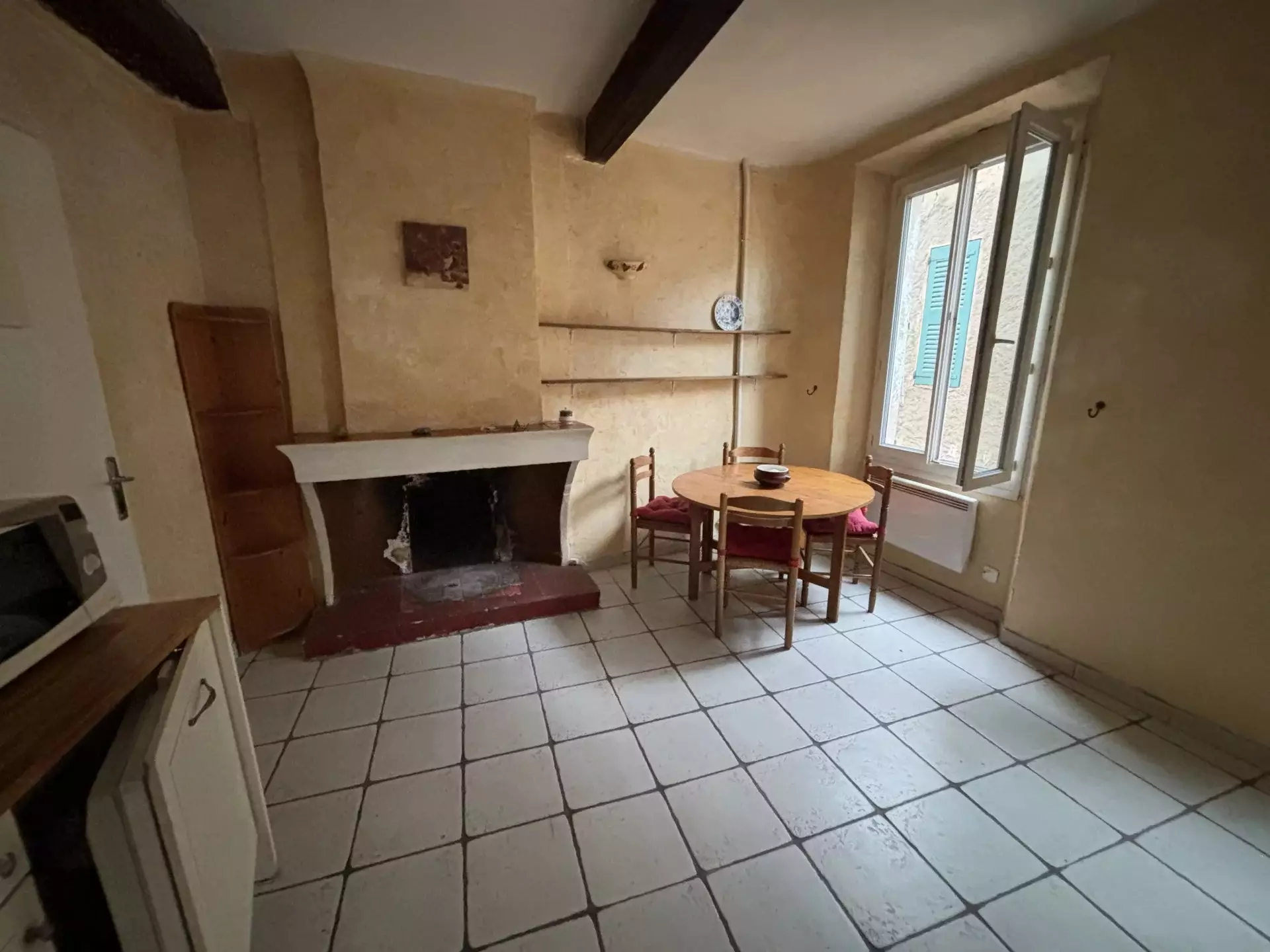 Appartement Route Des 4 Chemins à Salernes
