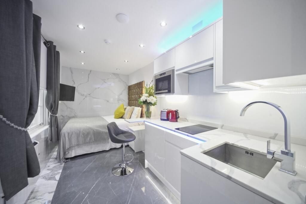 Flat Gloucester Place in City of Westminster