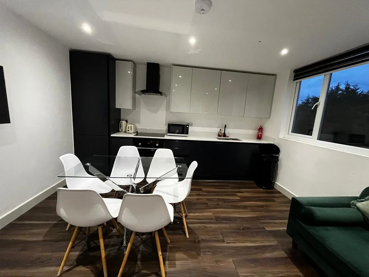 Flat Finchley Road in Greater London