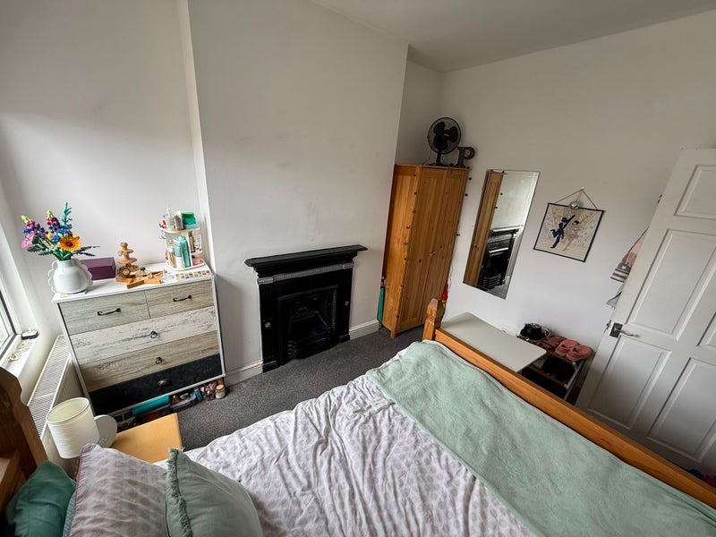Room Letchworth Street in Greater London