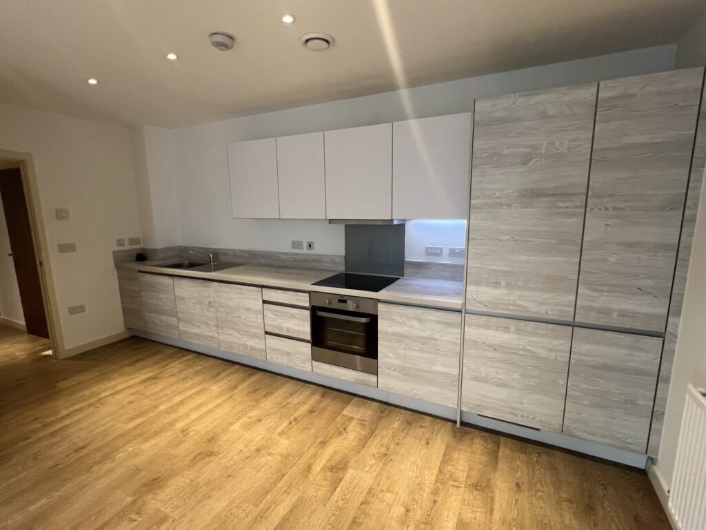 Flat Great West Road in Greater London