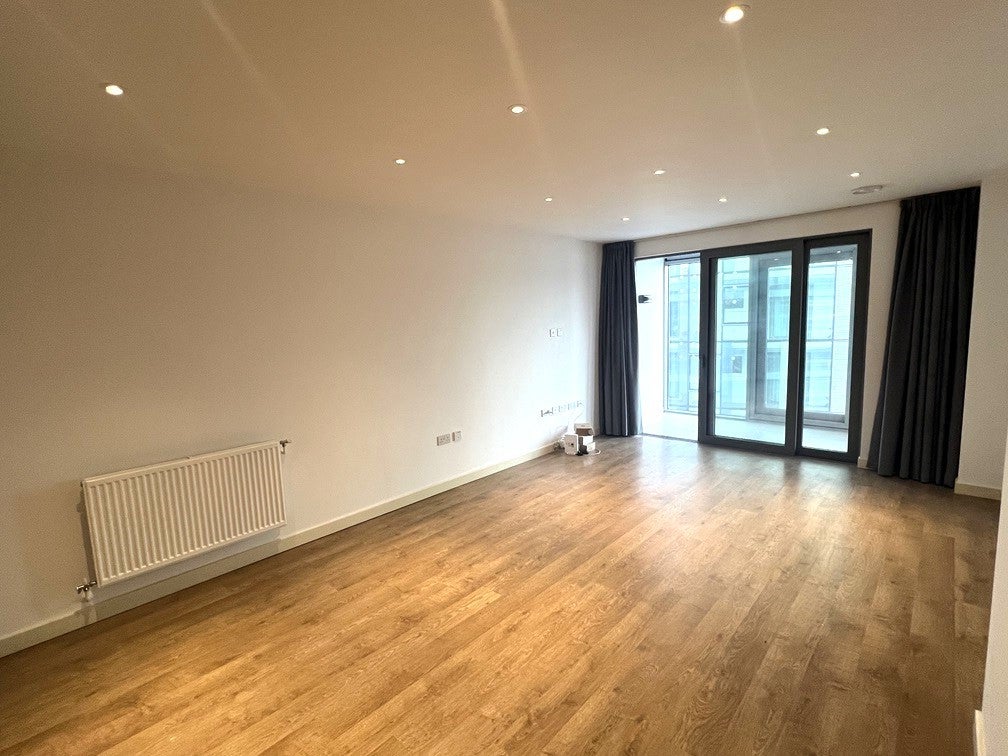 Flat Great West Road in Greater London