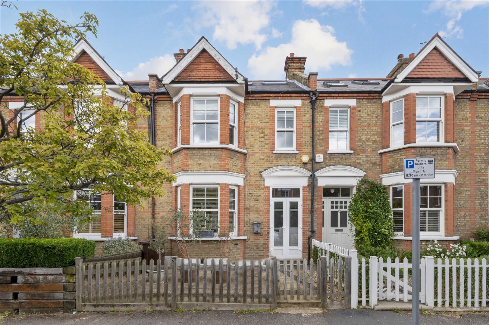House Kenwyn Road in Greater London
