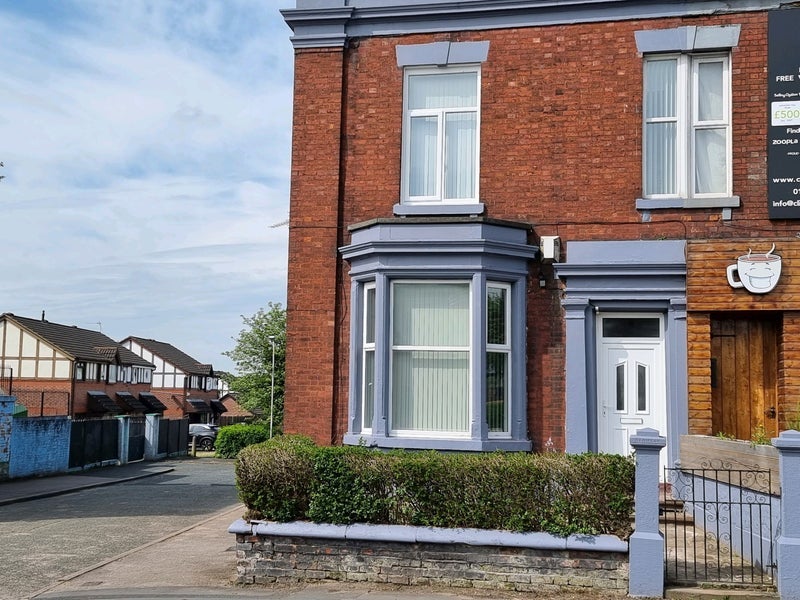 Flat Garstang Road in Preston