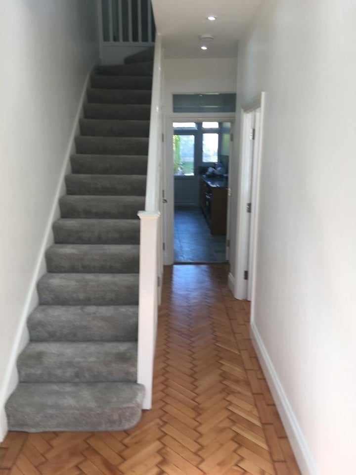 Room Como Road in Greater London
